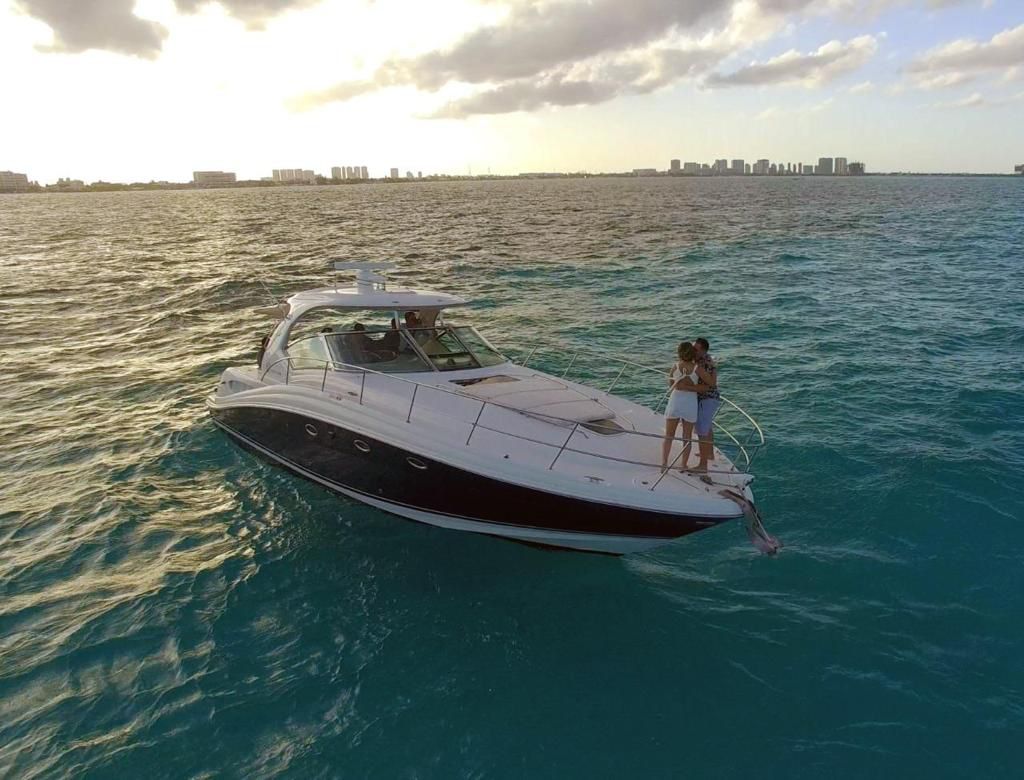 42 Ft Catamaran Rental in Kaybal 