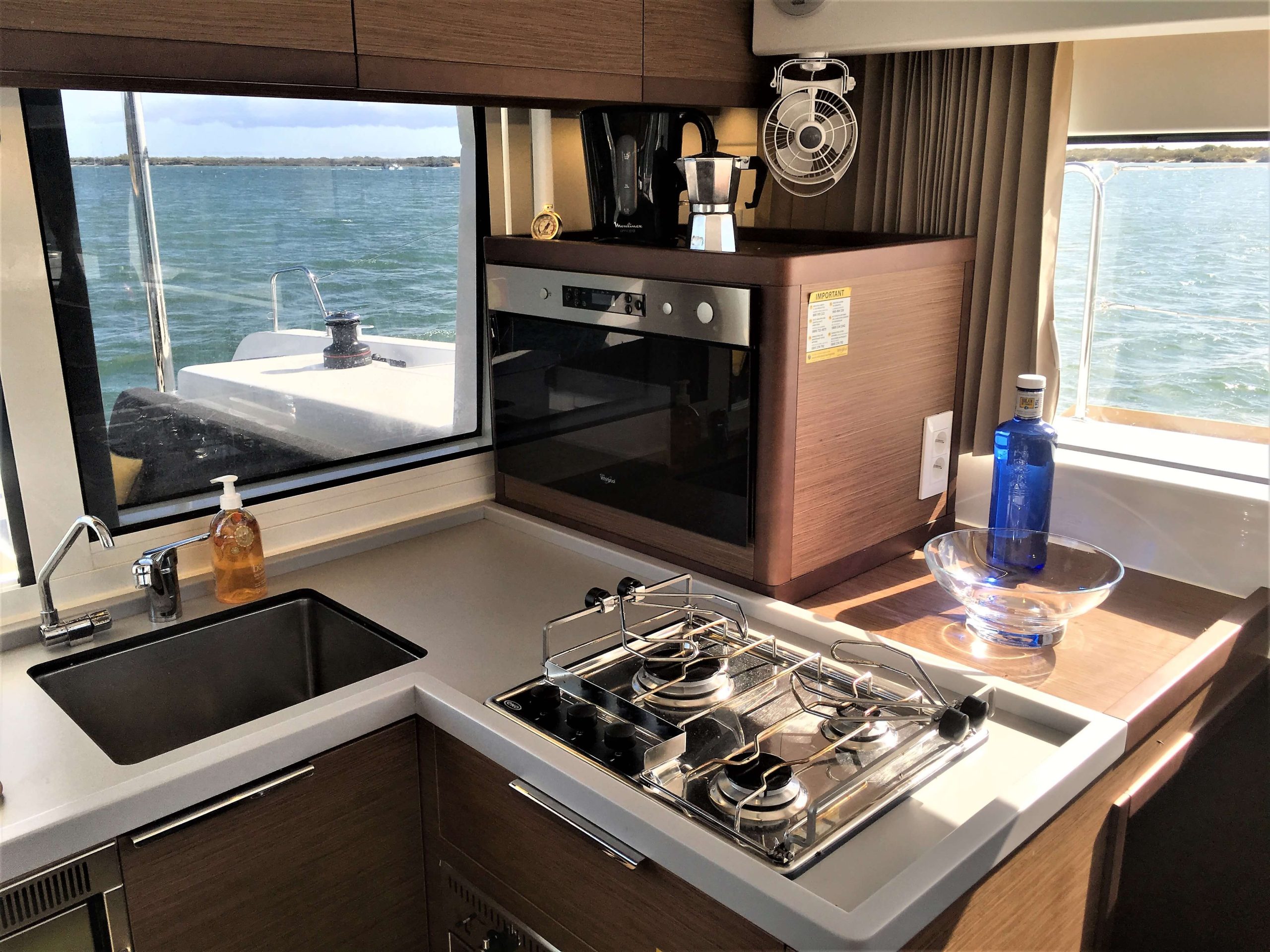 40 Ft Lagoon Yacht Rental in Marina Vallarta