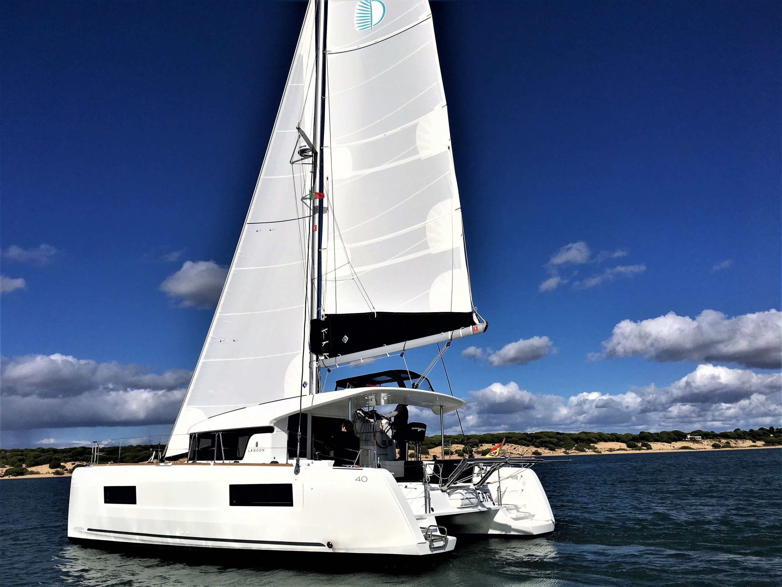 40 Ft Lagoon Yacht Rental in Marina Vallarta