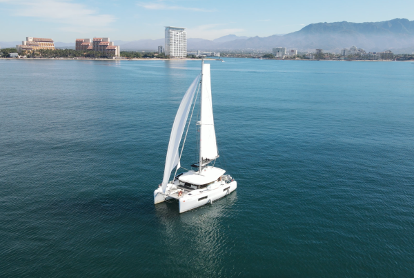 40 Ft Lagoon Yacht Rental in Marina Vallarta