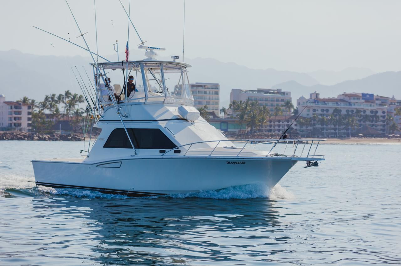 35 Ft Fishing Boat Rental in Nuevo Vallarta