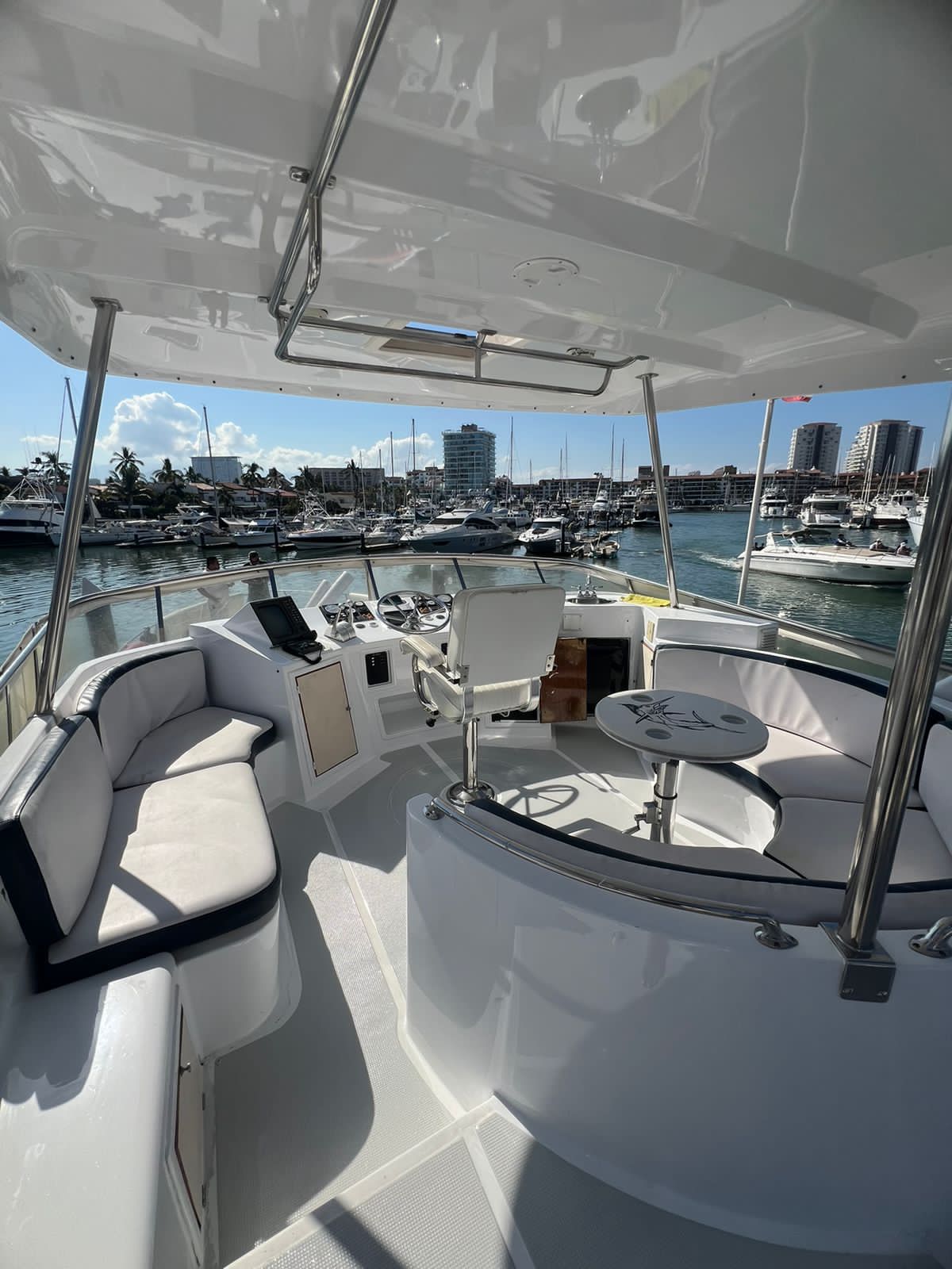 60 ft Mikelson fishing boat in Marina Vallarta (photo 4)