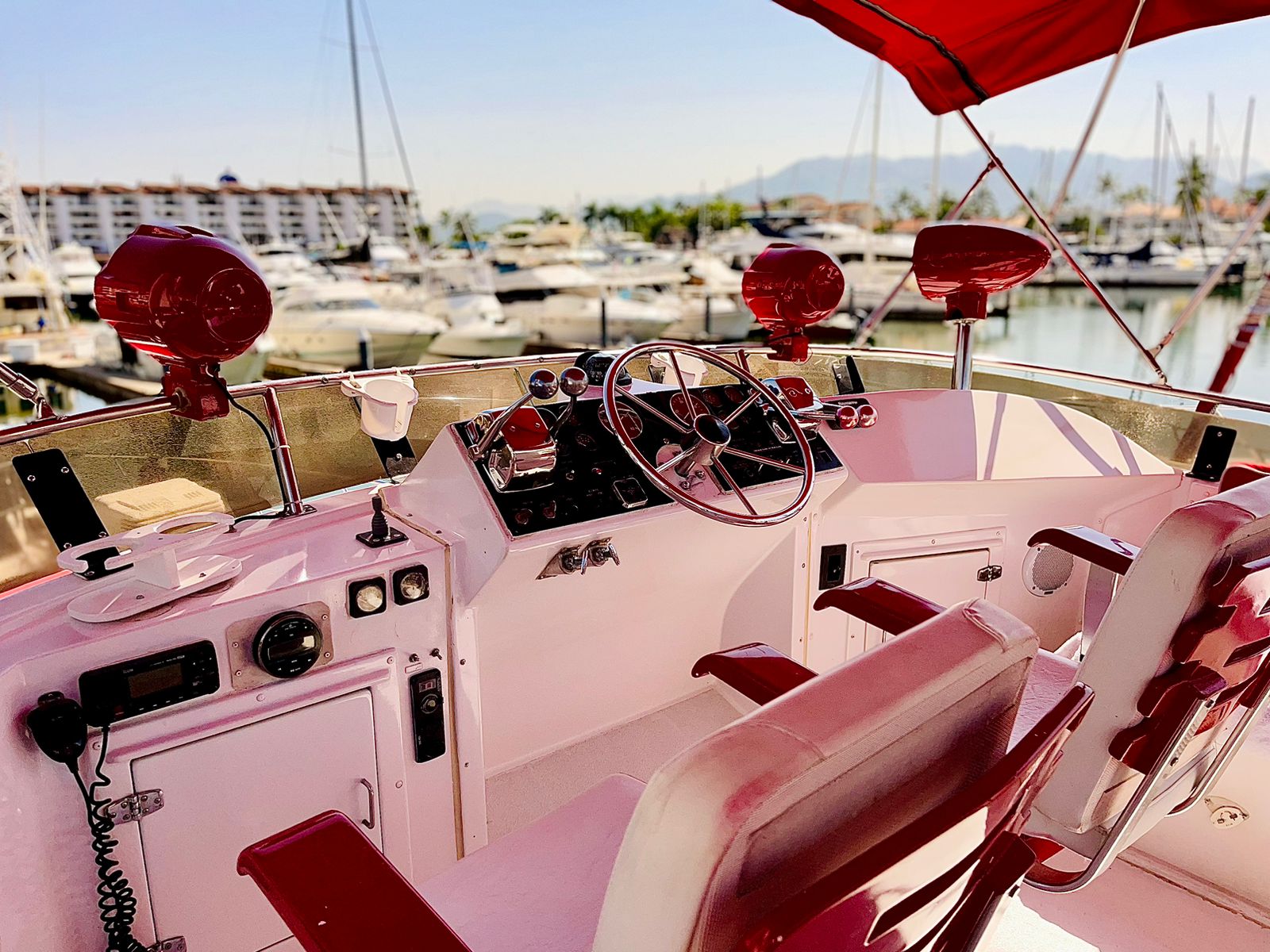 60 Ft Yacht Rental in Marina Vallarta