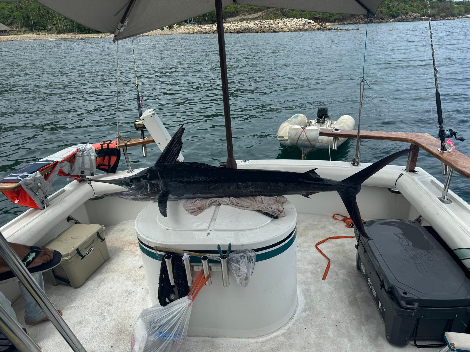 54 Ft Hatteras Yacht Rental in Nuevo Vallarta