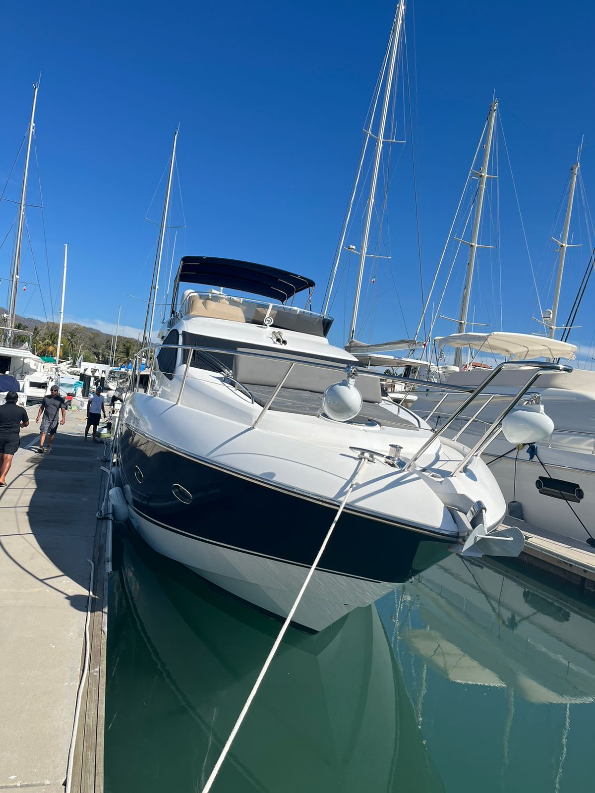 58 Ft Sunseeker Yacht Rental in  La Cruz Marina