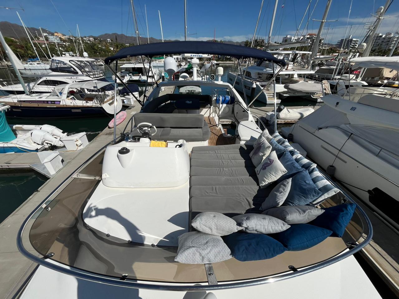 58 Ft Sunseeker Yacht Rental in  La Cruz Marina