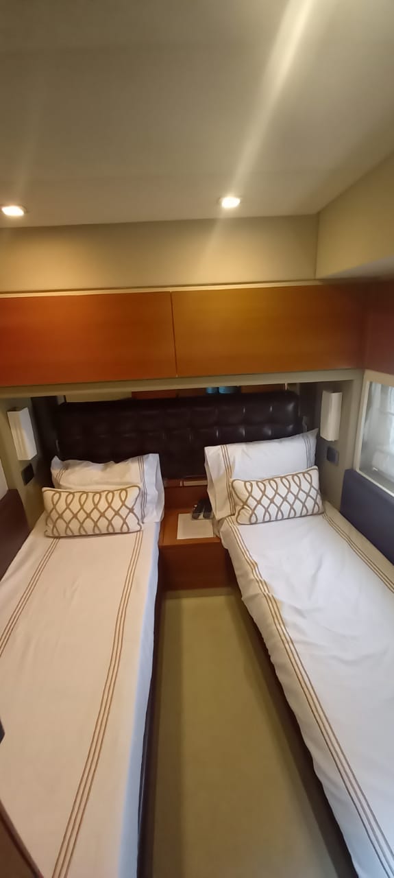 70 Ft Azimut Yacht Rental in Marina Vallarta