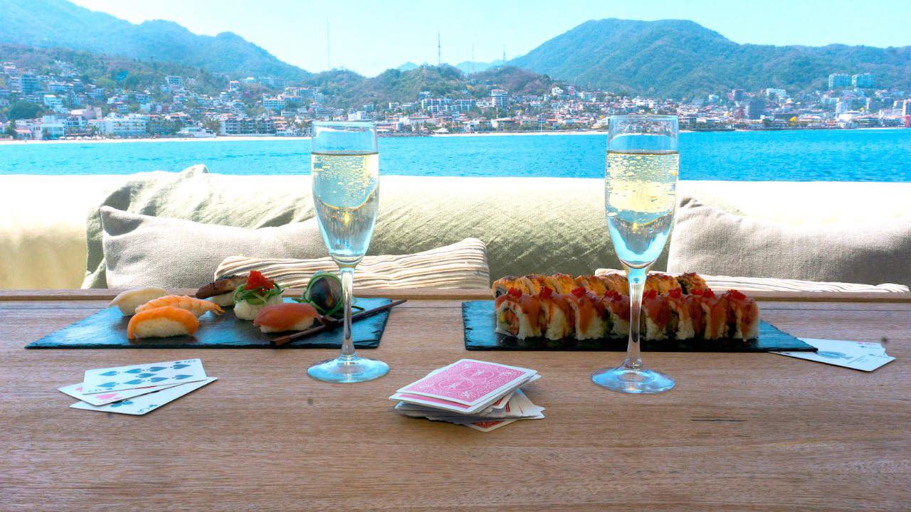 70 Ft Azimut Yacht Rental in Marina Vallarta