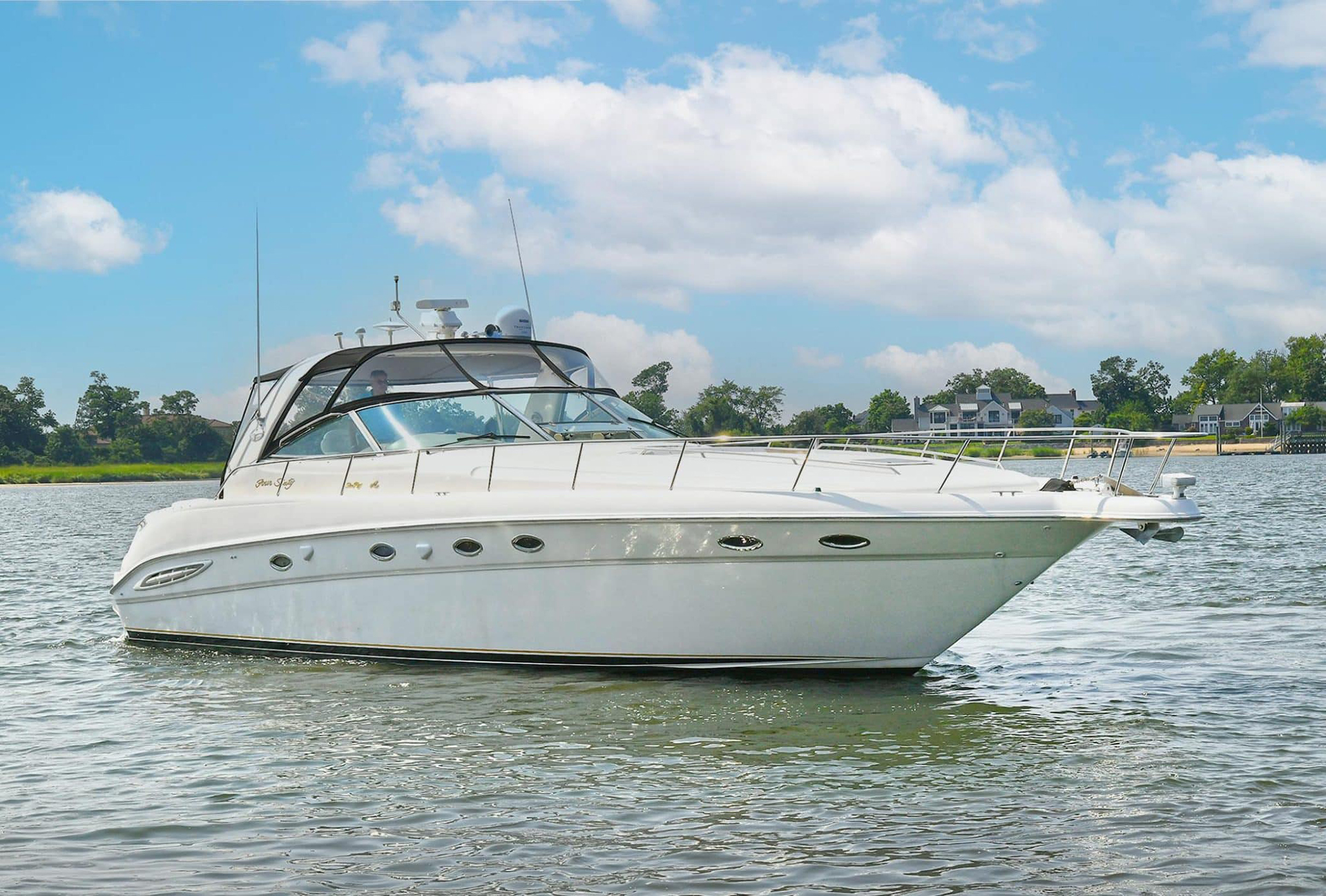 Sea Ray 46 - Luxurious Economical Sport Yacht — in Marina Vallarta
