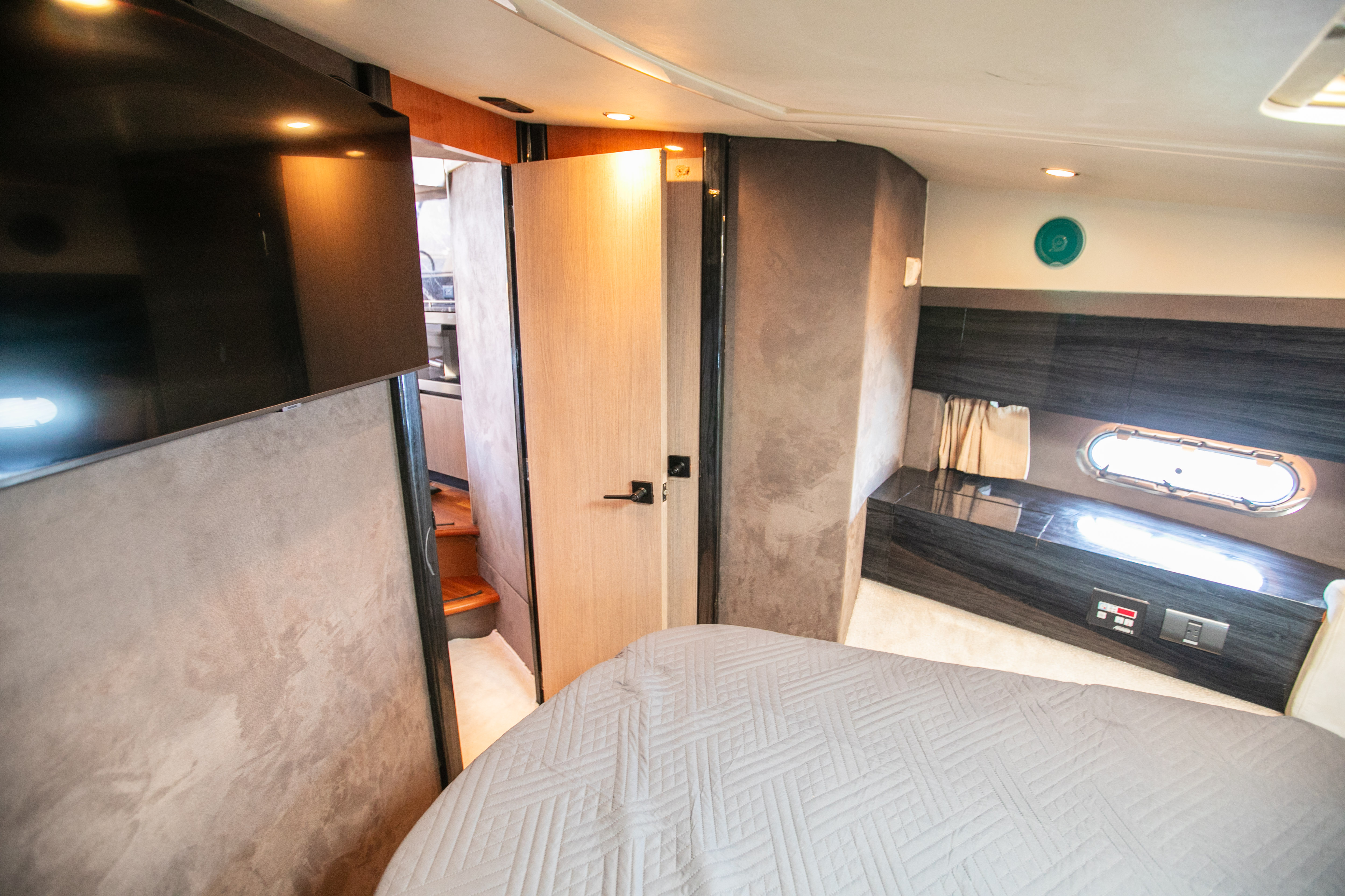 45 Ft Yacht Rental in Nuevo Vallarta