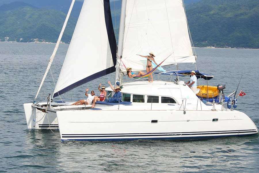 38 Ft Lagoon Yacht Rental in Marina Vallarta