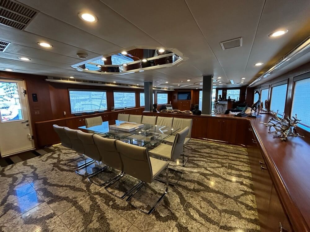 122 Ft Hatteras Yacht Rental in Marina Vallarta