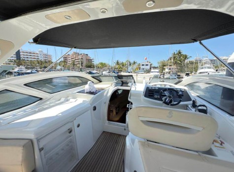 35 Ft Beneteau Yacht Rental in Marina Vallarta