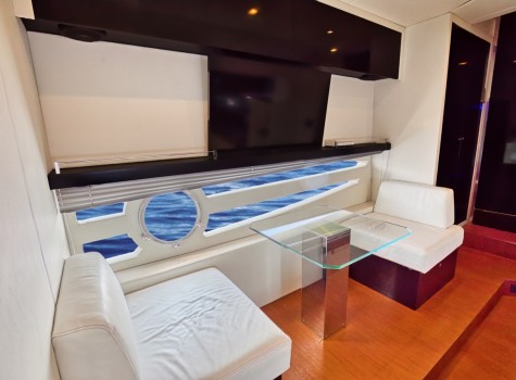 58 Ft Yacht Rental in Marina Vallarta