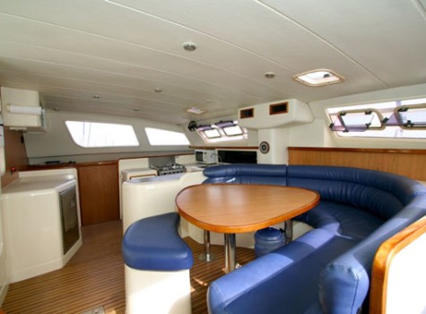 47 Ft Leopard Yacht Rental in Marina Vallarta