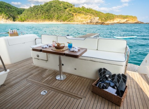 55 Ft Yacht Rental in Marina Vallarta