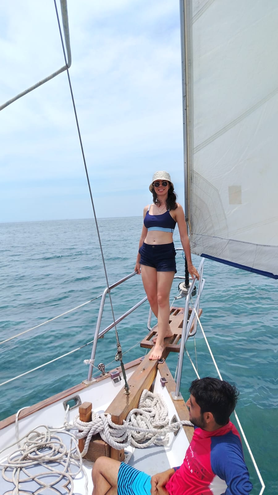 38 Ft Boat Rental in Las Peinas Marina