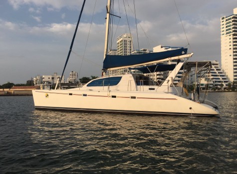 47 Ft Lagoon Yacht Rental in Marina Vallarta
