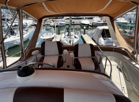 38 Ft Carver Yacht Rental in Marina Vallarta
