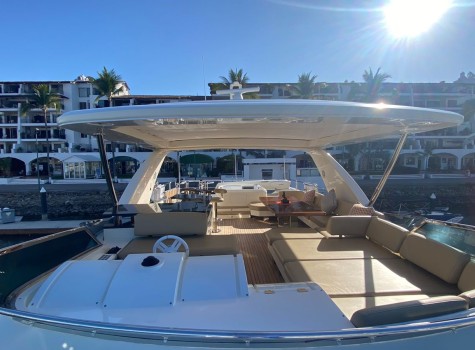 85 Ft Azimut Yacht Rental in Marina Vallarta