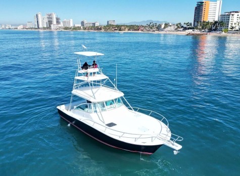 38 Ft Fishing Boat Rental in Marina Vallarta