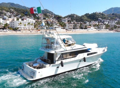 64 Ft Fishing Boat Rental in Marina Vallarta