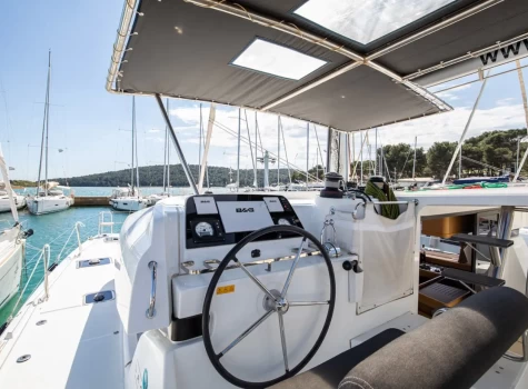 42 Ft Lagoon Yacht Rental in Nuevo Vallarta
