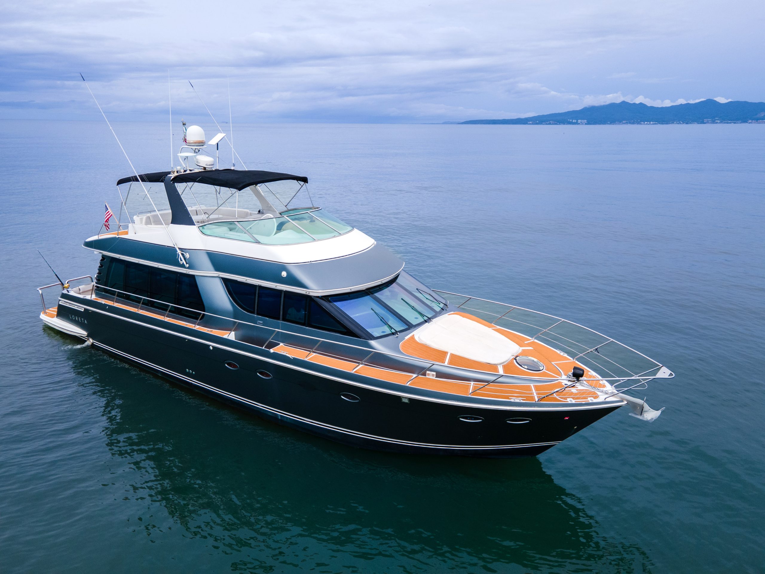 60 Ft Yacht Rental in La Cruz