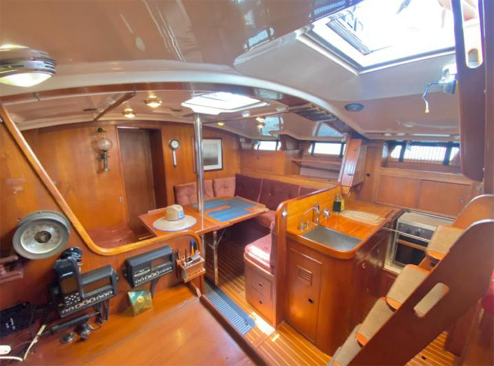 45 Ft Yacht Rental in Marina Vallarta