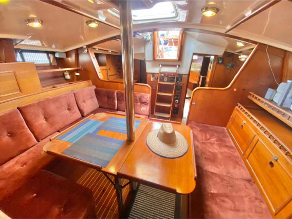 45 Ft Yacht Rental in Marina Vallarta