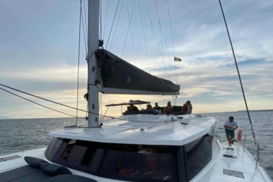 47 Ft Fountaine Pajot Yacht Rental in Nuevo Vallarta